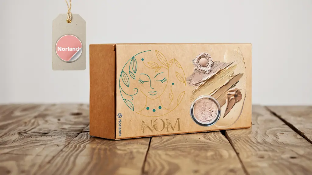 Close-up of Norlands branded cardboard packaging, highlighting corrugated texture, eco tape, and logo sticker.