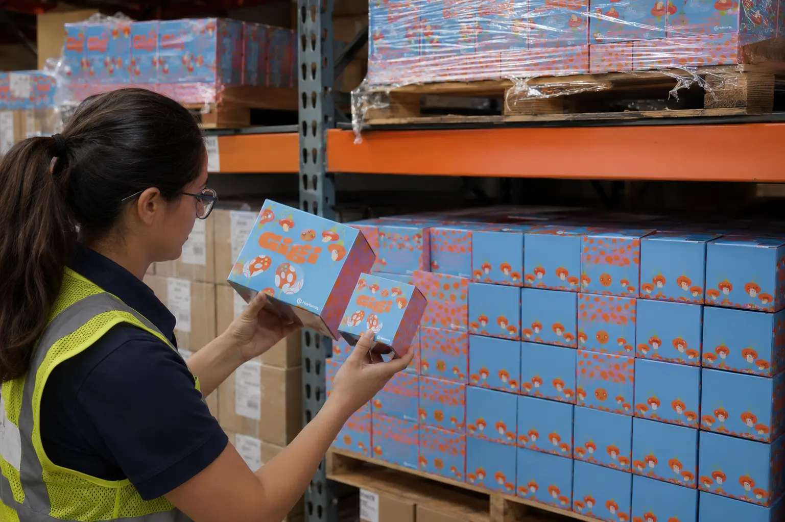 Packaging waste reduction with optimized custom box design and efficient dielines