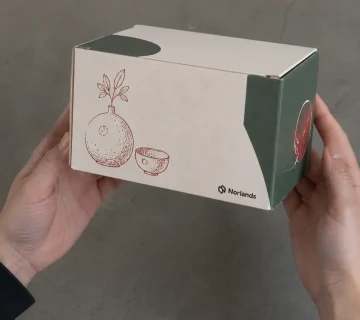 Custom made packaging box in Canada with branded printing and tailored dimensions